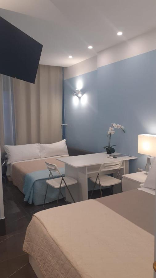 Pescara Centro Luxury Suite II Deluxe Rooms ภายนอก รูปภาพ