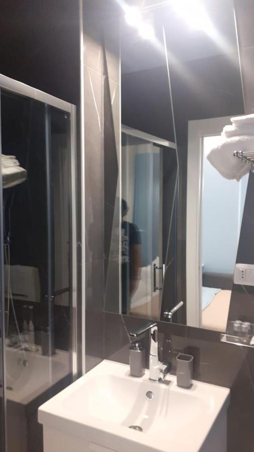 Pescara Centro Luxury Suite II Deluxe Rooms ภายนอก รูปภาพ