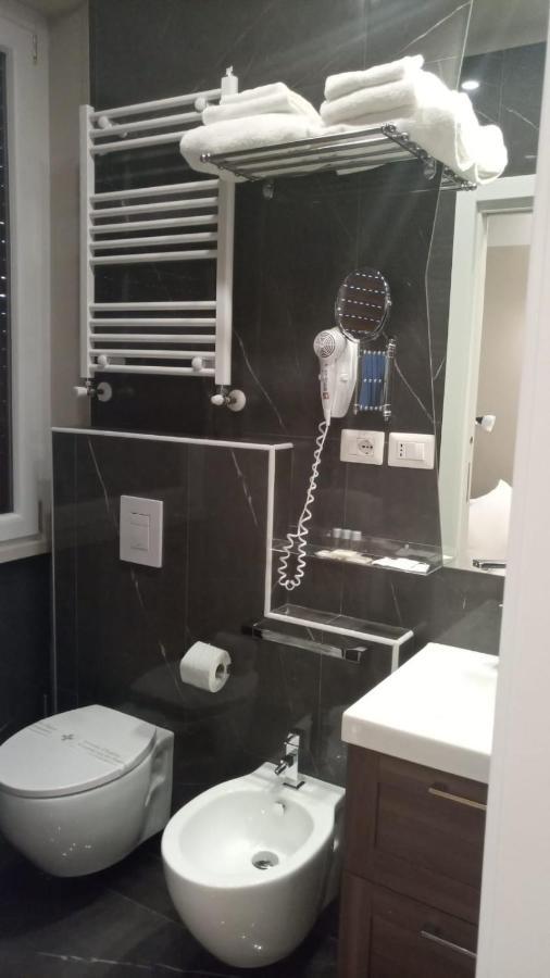 Pescara Centro Luxury Suite II Deluxe Rooms ภายนอก รูปภาพ