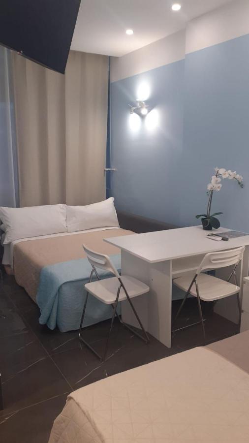 Pescara Centro Luxury Suite II Deluxe Rooms ภายนอก รูปภาพ