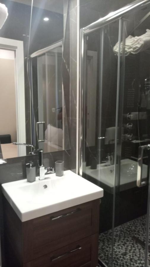 Pescara Centro Luxury Suite II Deluxe Rooms ภายนอก รูปภาพ