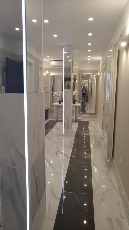 Pescara Centro Luxury Suite II Deluxe Rooms ภายนอก รูปภาพ