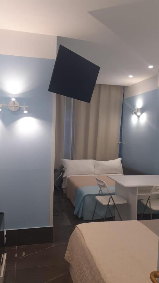 Pescara Centro Luxury Suite II Deluxe Rooms ภายนอก รูปภาพ