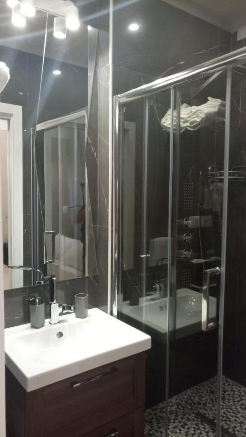 Pescara Centro Luxury Suite II Deluxe Rooms ภายนอก รูปภาพ