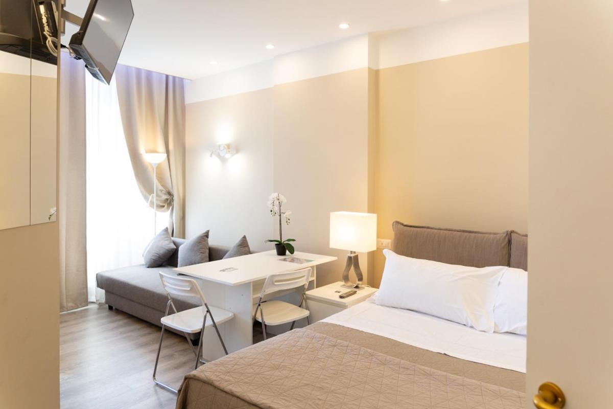 Pescara Centro Luxury Suite II Deluxe Rooms ภายนอก รูปภาพ