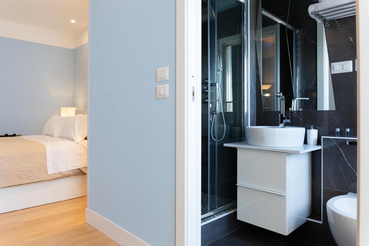 Pescara Centro Luxury Suite II Deluxe Rooms ภายนอก รูปภาพ