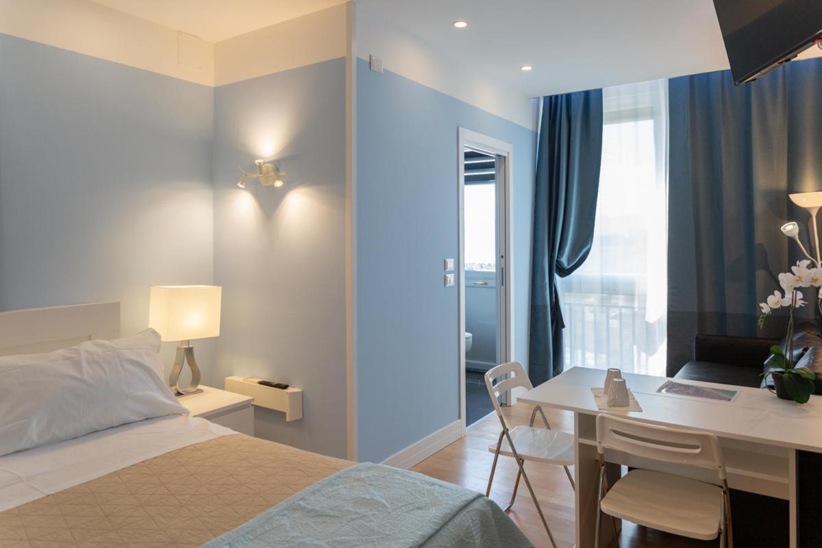 Pescara Centro Luxury Suite II Deluxe Rooms ภายนอก รูปภาพ